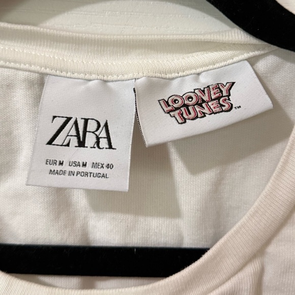 Zara x Looney Tunes Bugs Bunny Japan Samurai white T- shirt Size Medium - Picture 3 of 3